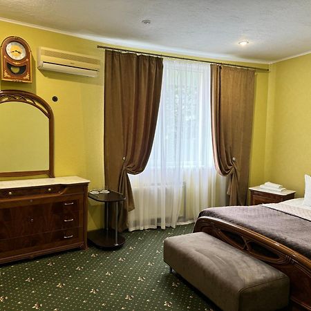 Randevu Otel Zhytomyr Dış mekan fotoğraf