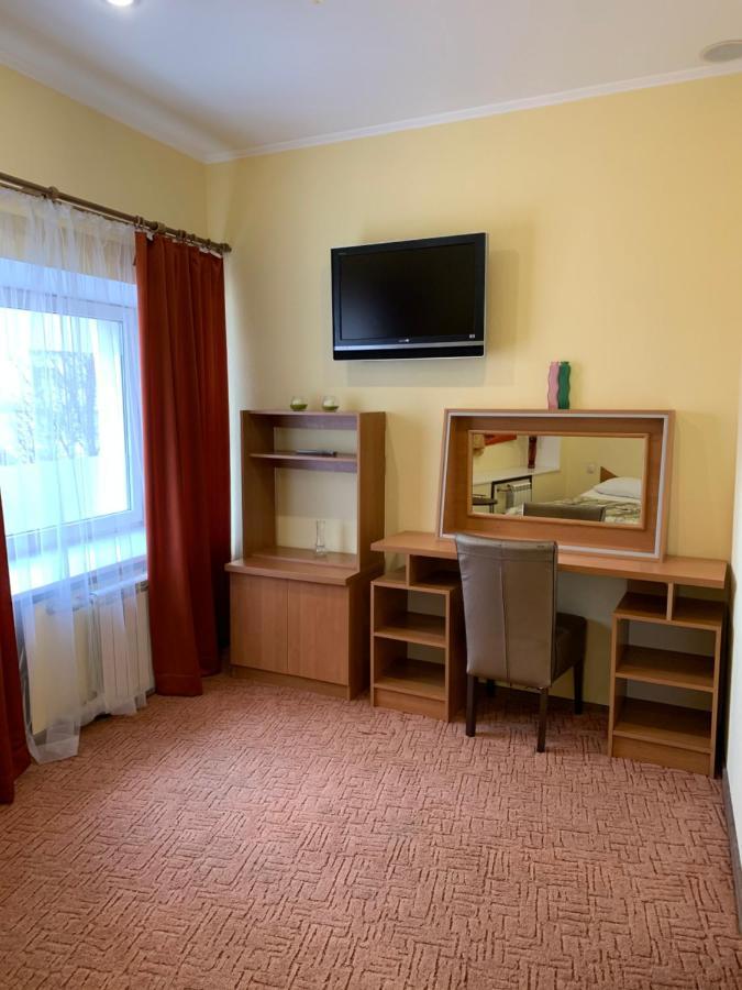 Randevu Otel Zhytomyr Dış mekan fotoğraf