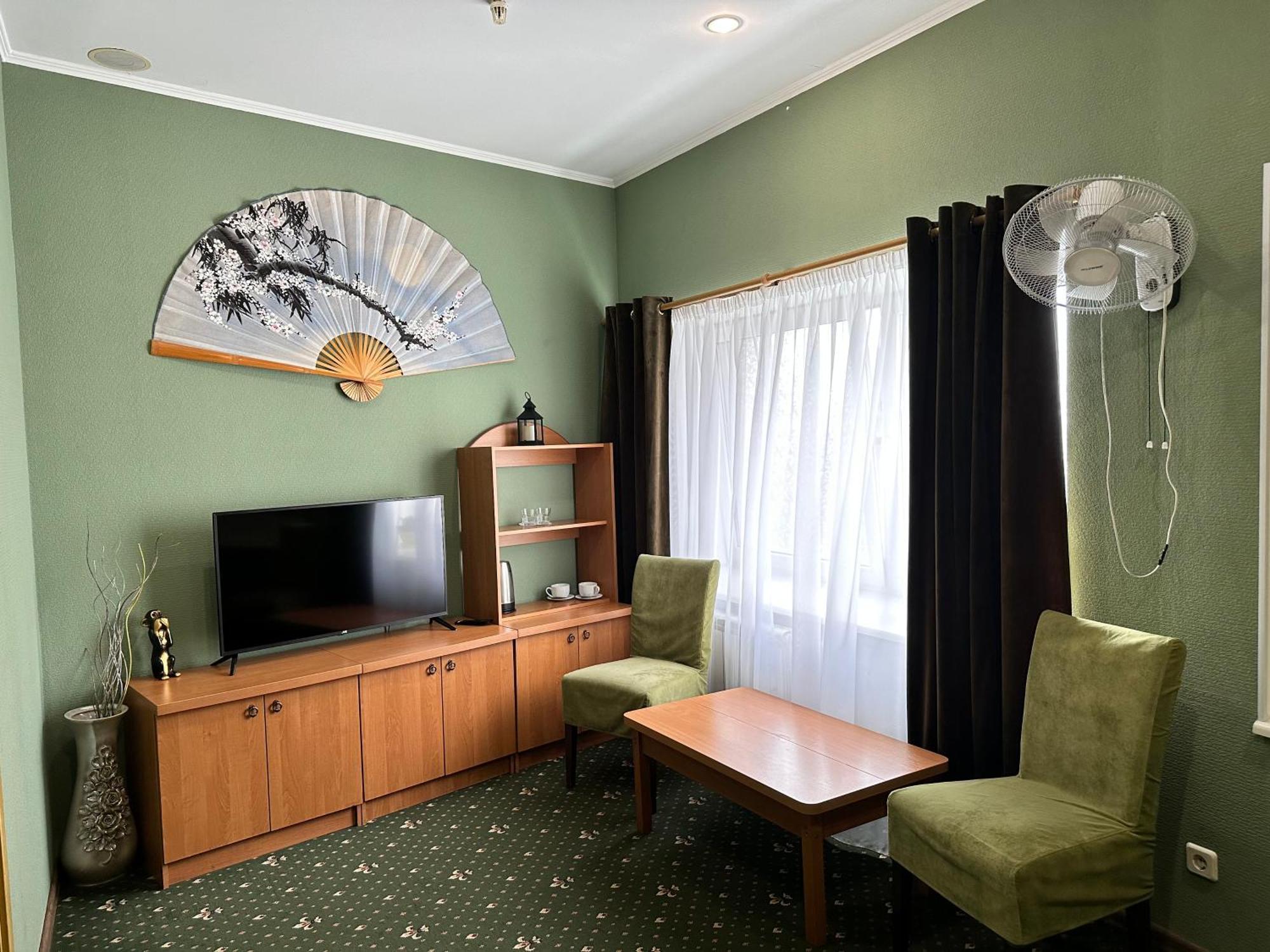 Randevu Otel Zhytomyr Dış mekan fotoğraf